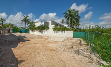 Lote en venta, Puerto Cancún, Zona Hotelera, Cancún, Benito Juarez, Quintana Roo.