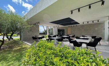 A unos pasos de Plaza Antea encontrarás SOPHIA DISTRITO, departamento de alto nivel, 3 recamaras , con extraordinarias amenidades