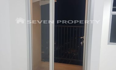 Lantai 25 Kaliana: Kamar Unfurnished dengan Pemandangan Indah. P3.90.07.24.