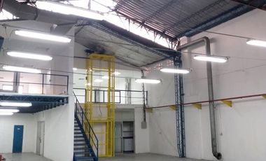 45404 Bodega en arriendo en el sector La Candelaria
