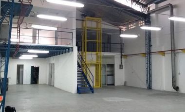 45404 Bodega en arriendo en el sector La Candelaria