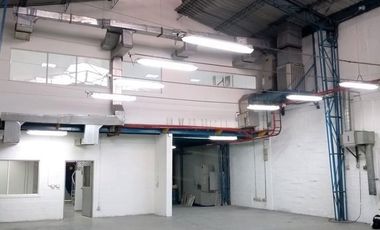 45404 Bodega en arriendo en el sector La Candelaria