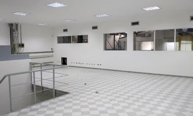 45404 Bodega en arriendo en el sector La Candelaria