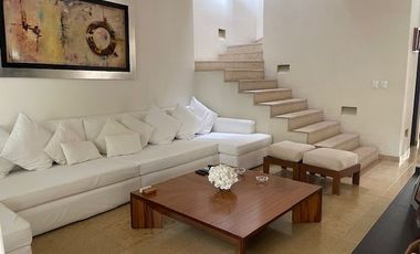 CASA EN VENTA ZONA SUR EN EXCLUSIVO FRACCIONAMIENTO EN CUERNAVACA, MORELOS.