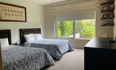 CASA EN VENTA ZONA SUR EN EXCLUSIVO FRACCIONAMIENTO EN CUERNAVACA, MORELOS.