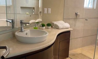 CASA EN VENTA ZONA SUR EN EXCLUSIVO FRACCIONAMIENTO EN CUERNAVACA, MORELOS.