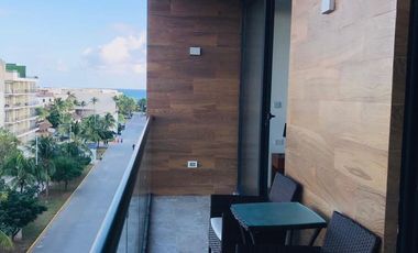 1 recamara/ One bedroom steps from ocean, a una cuadra del mar! , Centro Playa del Carmen!! Downtown!!