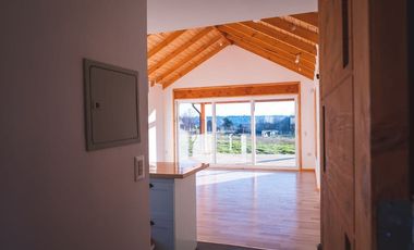 En Condominio se vende excelente casa nueva de 140m2 en Parcela de 5000m2, Panguipulli