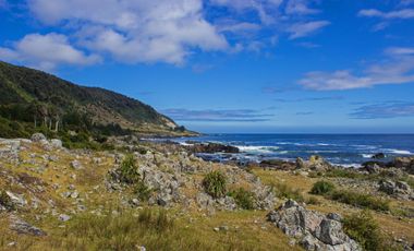Espectacular Parcela de 5000m2 en Huape, Corral en primera línea al mar
