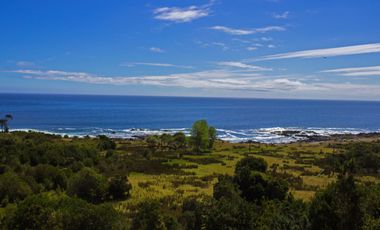 Espectacular Parcela de 5000m2 en Huape, Corral en primera línea al mar
