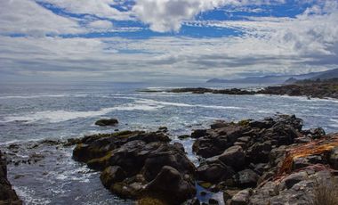 Espectacular Parcela de 5000m2 en Huape, Corral en primera línea al mar