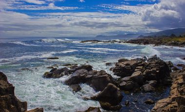Espectacular Parcela de 5000m2 en Huape, Corral en primera línea al mar