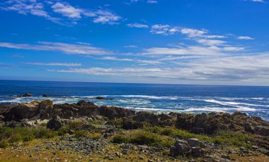 Espectacular Parcela de 5000m2 en Huape, Corral en primera línea al mar