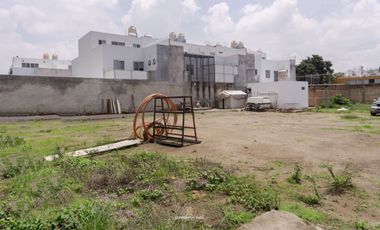 Terreno en renta en avenida Topacio en 