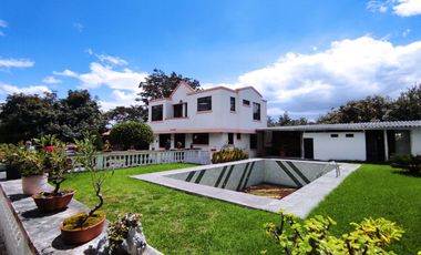 ✅  VENTA DE HERMOSA QUINTA. (GUAYLLABAMBA)
