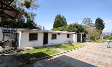 ✅  VENTA DE HERMOSA QUINTA. (GUAYLLABAMBA)