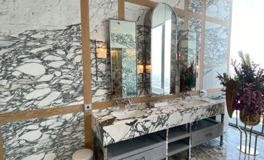 Penthouse for sale - The Ritz-Carlton Residences