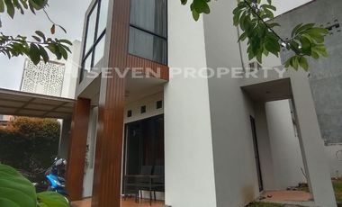 For Sale Stylish House Semi Furnished in Grand Cibubur – LT 216m², LB 167m². P3.91.07.24