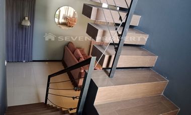 For Sale Stylish House Semi Furnished in Grand Cibubur – LT 216m², LB 167m². P3.91.07.24