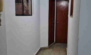 ¡Vive Frente al Parque! Alquilo 4 habitaciones con cocina, baño y cochera en San Diego