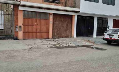 ¡Vive Frente al Parque! Alquilo 4 habitaciones con cocina, baño y cochera en San Diego