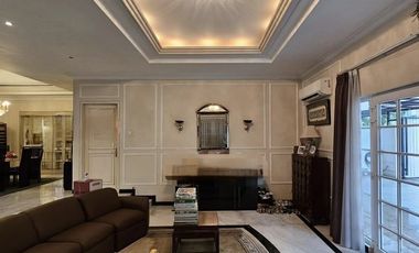 FOR SALE HARGA MENDEKATI NJOP RUMAH SIAP HUNI LOKASI TENANG & ASRI DI MEGA KUNINGAN JAKARTA SELATAN