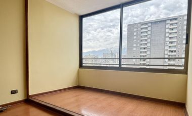 Se Vende Amplio 3 Dormitorios más Estacionamiento, San Miguel