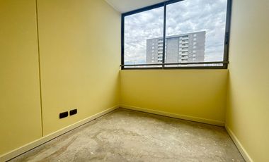 Se Vende Amplio 3 Dormitorios más Estacionamiento, San Miguel