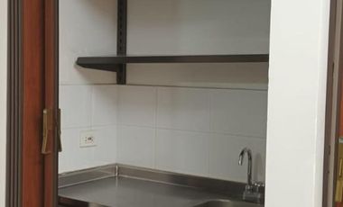 VENDO OFICINA,  OCTAVO PISO, CERCA CLUB CAMPESTRE CALI