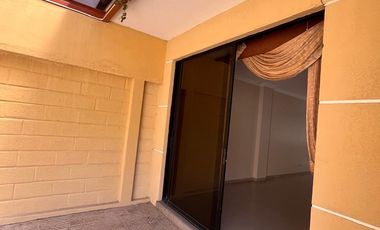 ALQUILER DE CASA CON 5 HABITACIONES EN URBANIZACIÓN CERRADA - NORTE DE GUAYAQUIL (ANNY)
