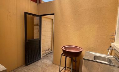 ALQUILER DE CASA CON 5 HABITACIONES EN URBANIZACIÓN CERRADA - NORTE DE GUAYAQUIL (ANNY)