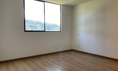 45415 Apartamento en arriendo en el sector Loma del Escobero