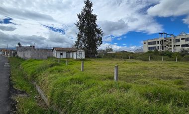 TERRENO EN LA VÍA A GUAPANTE