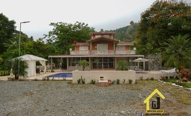 EN VENTA CASA CAMPESTRE EN SANTAGUEDA