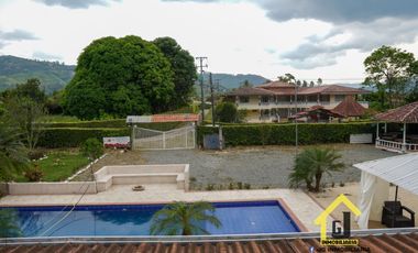 EN VENTA CASA CAMPESTRE EN SANTAGUEDA