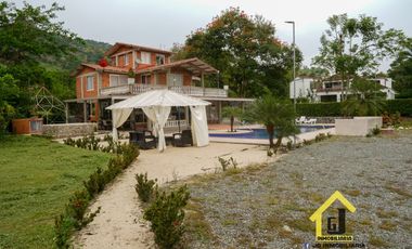 EN VENTA CASA CAMPESTRE EN SANTAGUEDA
