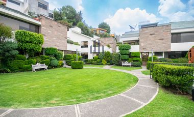 Casa en venta dentro de condominio horizontal - Lomas de Tecamachalco