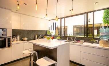 Casa en venta dentro de condominio horizontal - Lomas de Tecamachalco