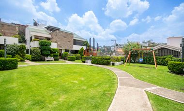 Casa en venta dentro de condominio horizontal - Lomas de Tecamachalco