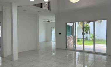 CASA EN RENTA EN CIUDAD DEL CARMEN, CAMPECHE.