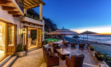 Villa Escondida