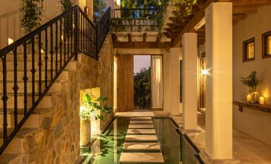 Villa Escondida