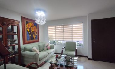 Casa en venta ubicada en Álamos