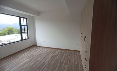 Casas en MIRASIERRA. Por estrenar con 3 o 4 dormitorios. Amplios parqueaderos, balcón, Patios posteriores Casas por estrenar 4 parqueaderos y 4 dormit