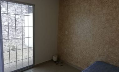 RENTA DE CASA AMUEBLADA EN LORETO SALIDA LEON SILAO