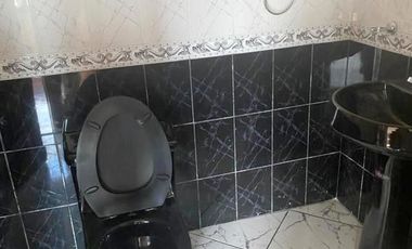 Villa en venta Condominio Privado, con amplias áreas vedes, sector Hospirío Cuenca