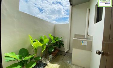 ‼HOUSE AND LOT FOR SALE !!