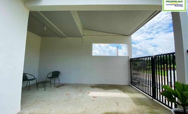 ‼HOUSE AND LOT FOR SALE !!