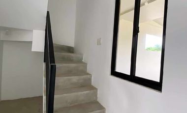 ‼HOUSE AND LOT FOR SALE !!
