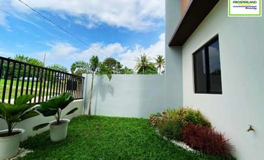 ‼HOUSE AND LOT FOR SALE !!